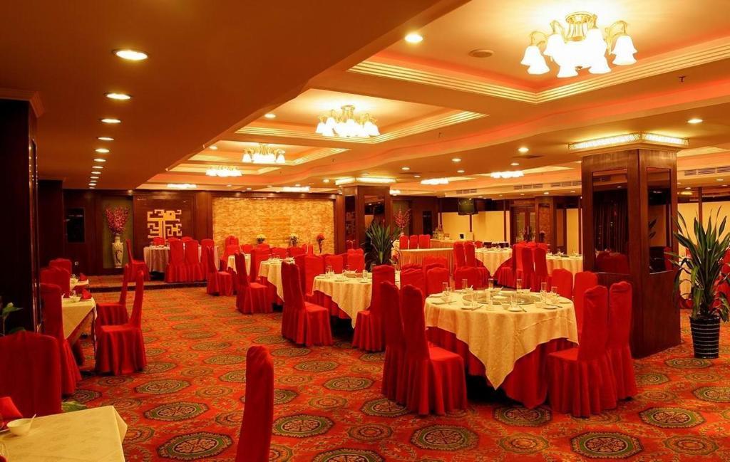 Oriental Hotel Tong Xiang Csiahszin Kültér fotó