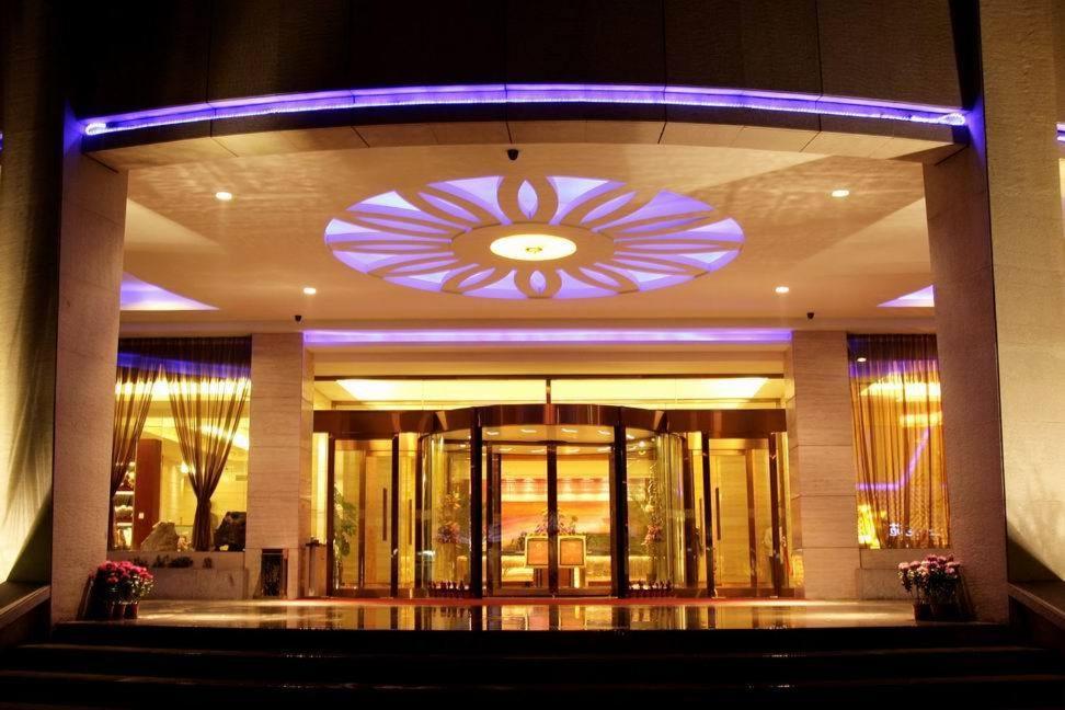 Oriental Hotel Tong Xiang Csiahszin Kültér fotó