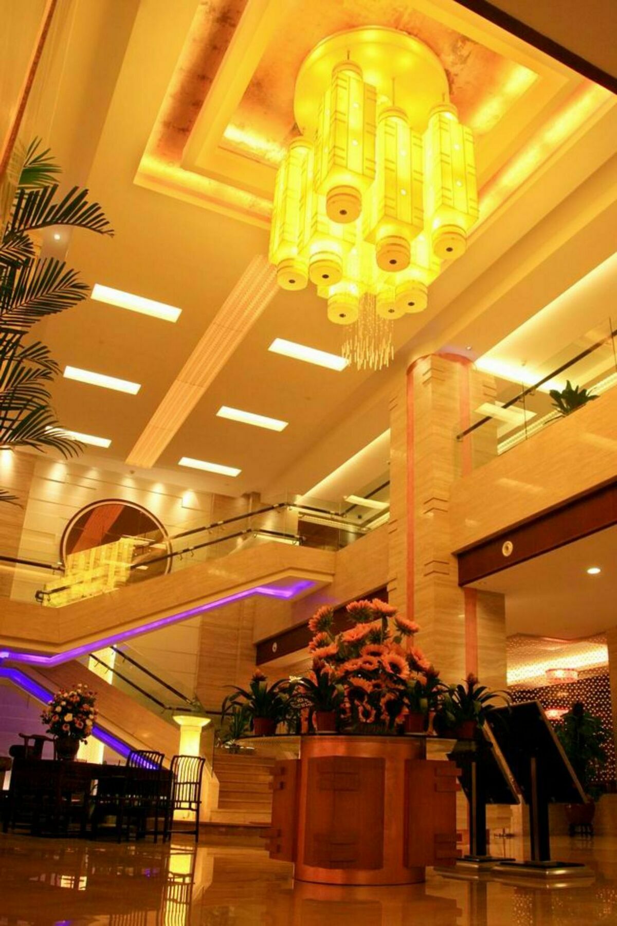 Oriental Hotel Tong Xiang Csiahszin Kültér fotó